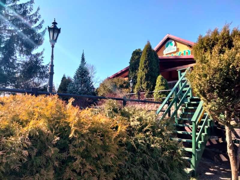 Zajazd Restauracja Machliny Екстер'єр фото