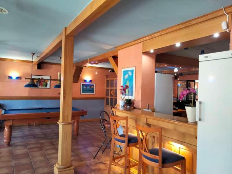 Zajazd Restauracja Machliny Екстер'єр фото