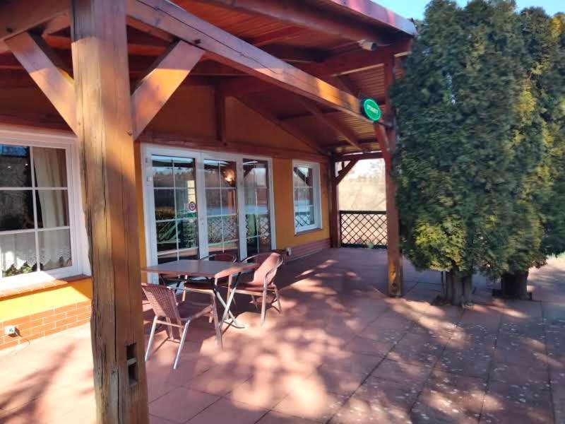 Zajazd Restauracja Machliny Екстер'єр фото