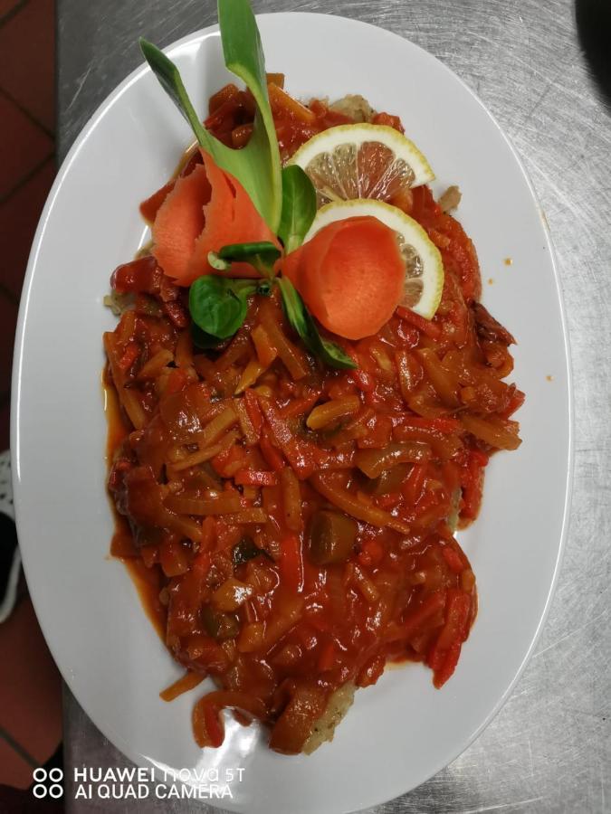 Zajazd Restauracja Machliny Екстер'єр фото